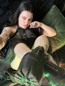 Commente si t as un kink des chaussures lt 3 part 2