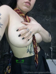 Boooooon je suis all e aux studios hp le mois dernier oblig e de vous part 2