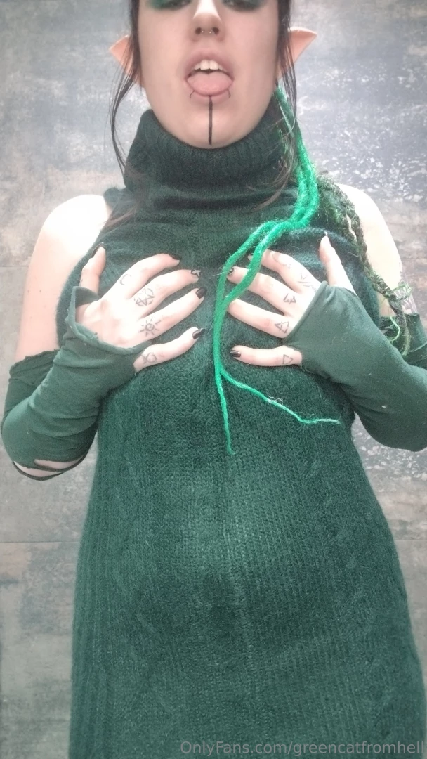 Le contact doux sur ma peau nue 