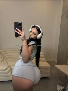 Happy monday part 2550