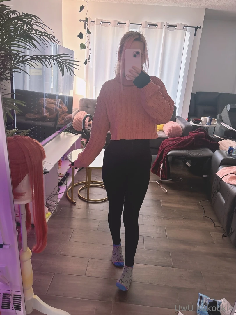 Super cold out today but i have to leave the house part 1 
