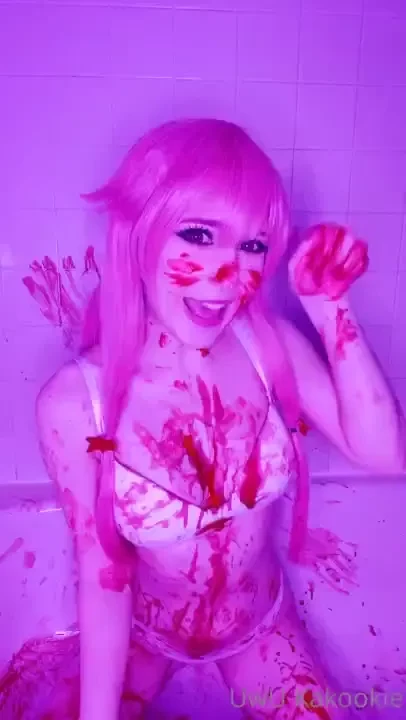 Nyaaaaa who wants a cat gf 