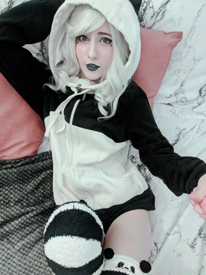 Last of the pandas lemme know what the next thing i should lewd part 2 