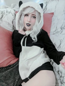 Last of the pandas lemme know what the next thing i should lewd part 3