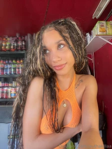 Fall colors are my favorite to wear