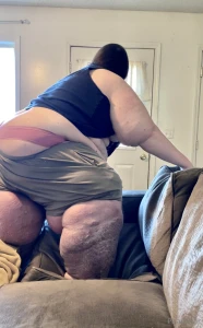 Do you think the pizza man knows i wore my tightest top and sluttiest part 3