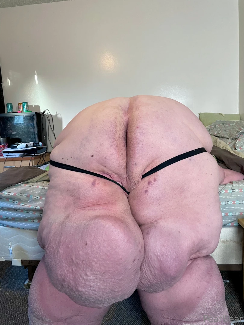 Fatass friday oh i was just doing some stretches why don t you cum in 