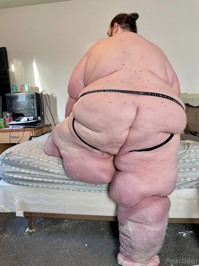 Fatass friday oh i was just doing some stretches why don t you cum in part 2 