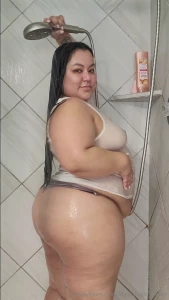 Vid 166 playing with my giant belly in the shower length - 8 21 price part 1