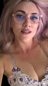 See yall in 15 min on my live part 3