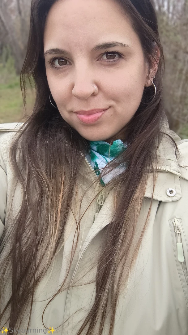 Winter is coming can you help me keep warm the more tip you leave me 