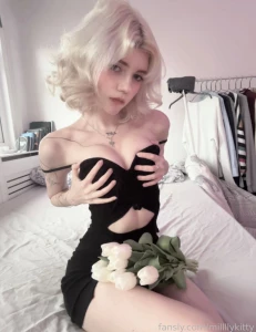 Young petite cute sweet fyp boobs littleboobs hot ass gfe gamergirl part 79