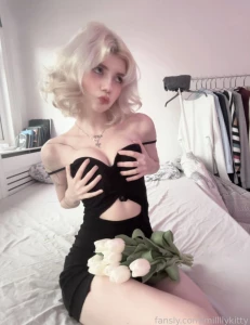 Young petite cute sweet fyp boobs littleboobs hot ass gfe gamergirl part 78