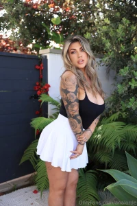 Feeling like a good girl but i could be naughty if you wanted ana vip
