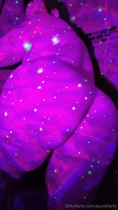 New fart clip unlock this vid for three good farts after my bath i had