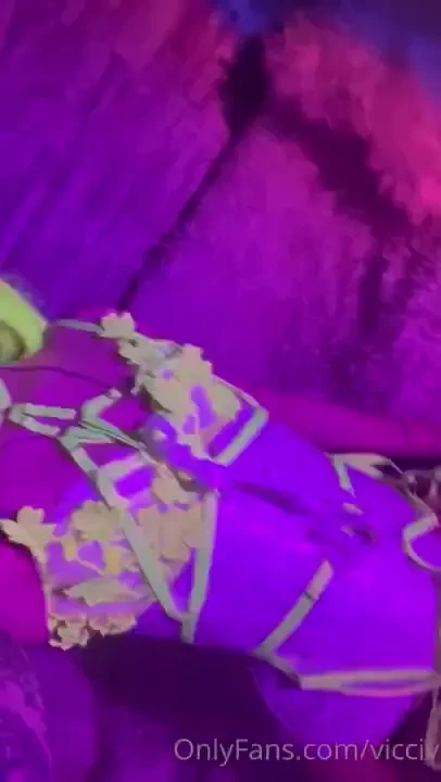 How badly you want me to crush you between my thighs 