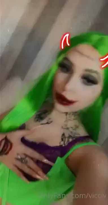 Time to worship your goddess 