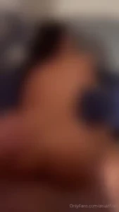 Who wants to see me screaming of pleasure while i get it doggy style