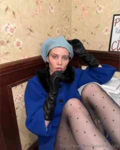 Almost finished my lollipop someone give me something else to suck on