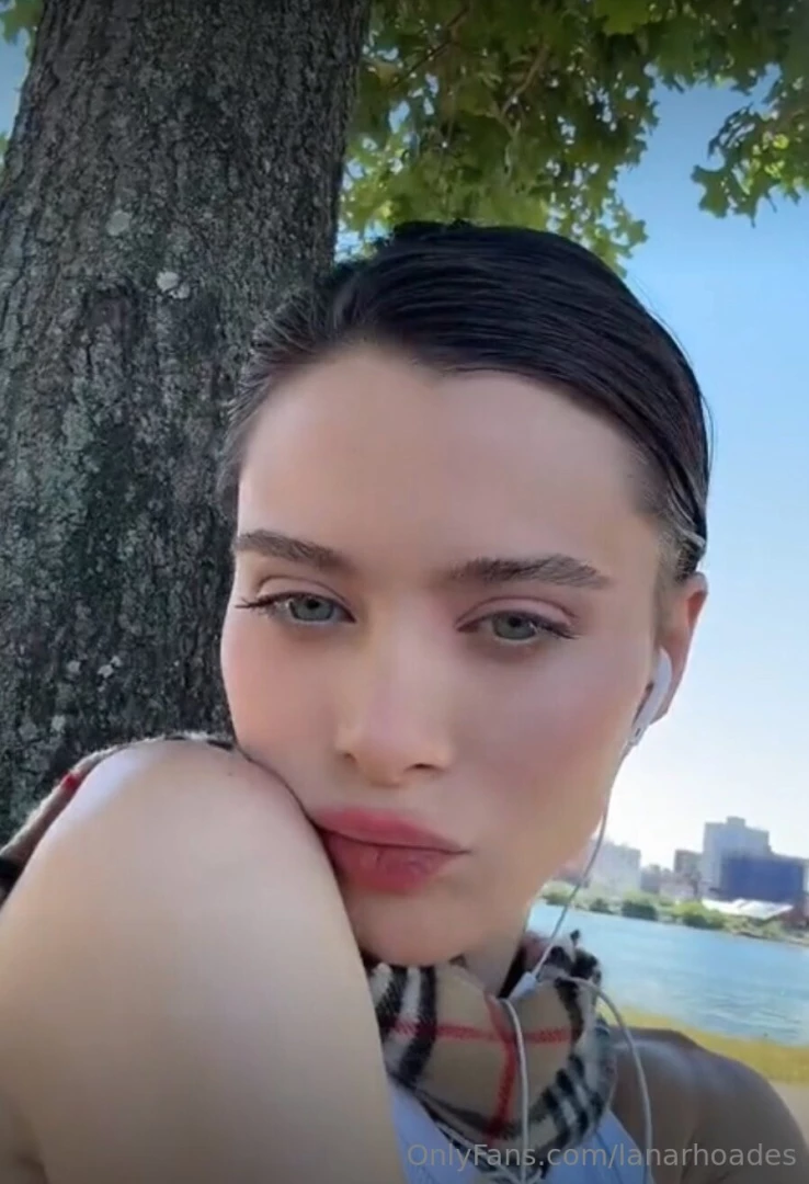 The dms saw this first but i just wanted to say hiiiii hehe what can i 