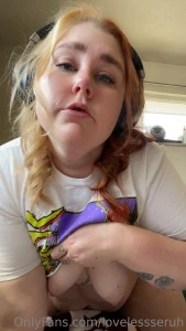 Pov your gamer gf needs some attention