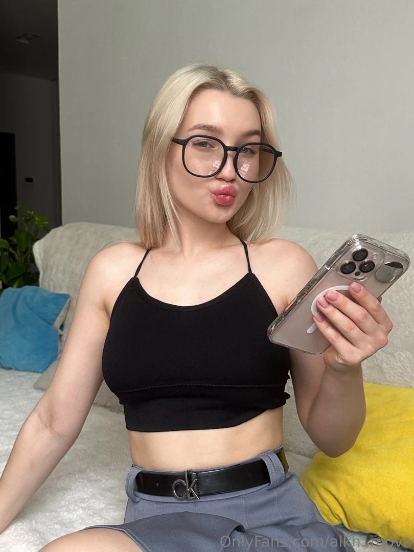 Do glasses suit me or would i be better off without glasses 
