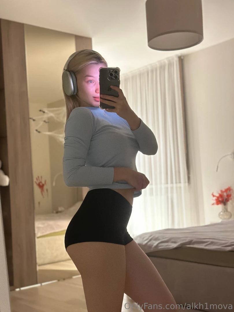 I have some bad news i ve fallen in love again with my own reflection 