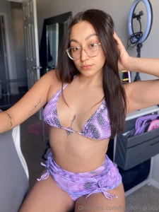 Feeling horny wanna snap send me a message