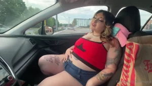 Car stuffing behind the scenes 3 ate a bunch of freddy s in my car