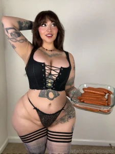 Done editing the uncut version of my 20 hot dog challenge it ll go out part 5