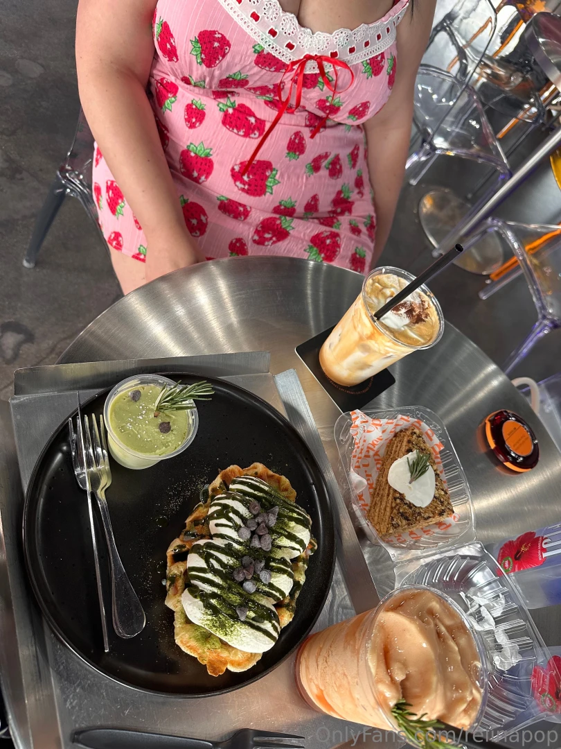 The dream team got to have lunch with my dear friend candii kayn and part 2 