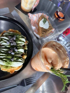 The dream team got to have lunch with my dear friend candii kayn and part 1