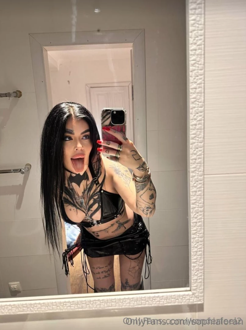 Stop scrolling sophialoran my fetishes will make you crazy you re one part 49 