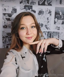 This hot slut hollyairise has absolutely no taboo on her page you will part 28