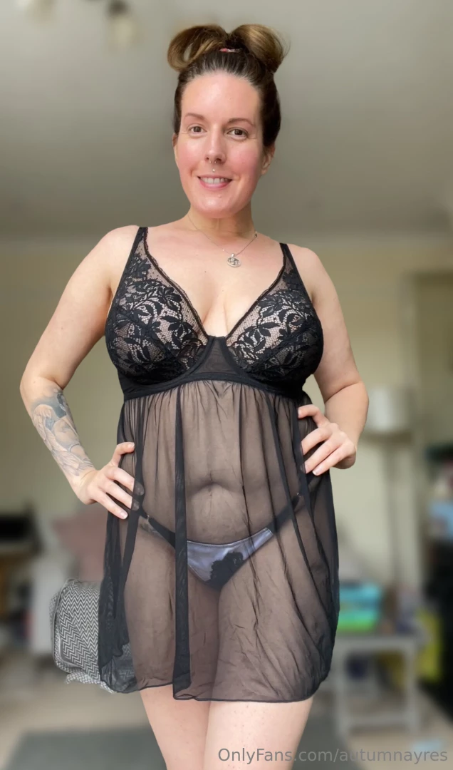 Excuse the no make-up look - lawdy it s so hot here still - need to be 