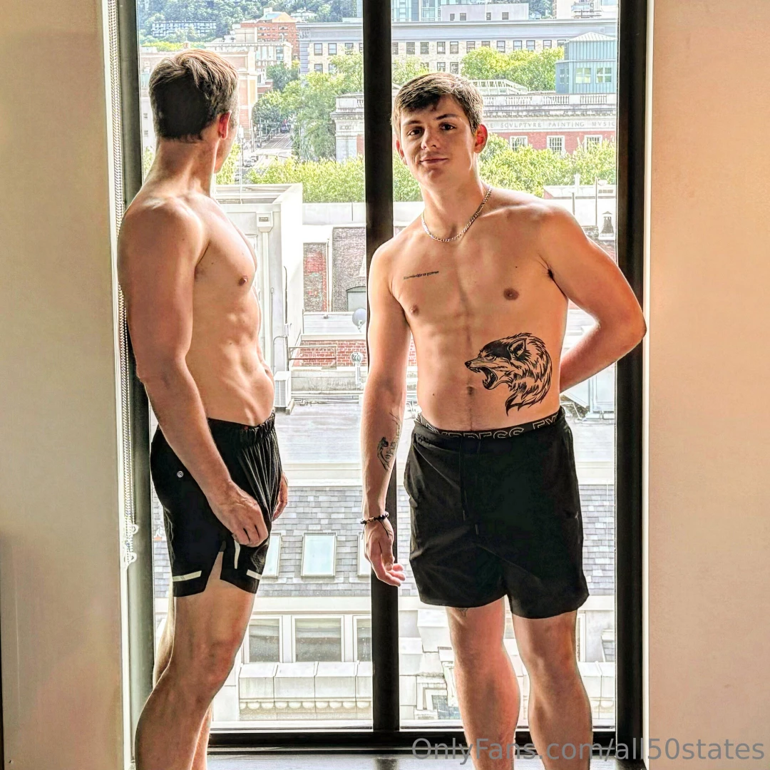 Watch me bottom for the 1st time for my ex boyfriend he pounds me good 