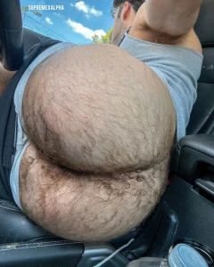 In the meantime enjoy this pic i took of my sweaty ass after the gym