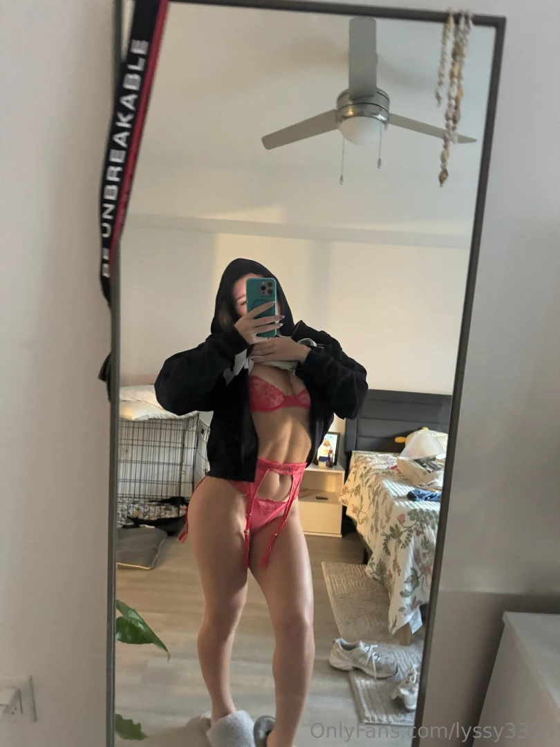 So much more on lyssy333 for only 5 