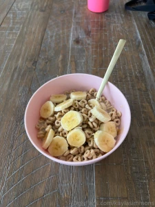 A nice balanced breakfast