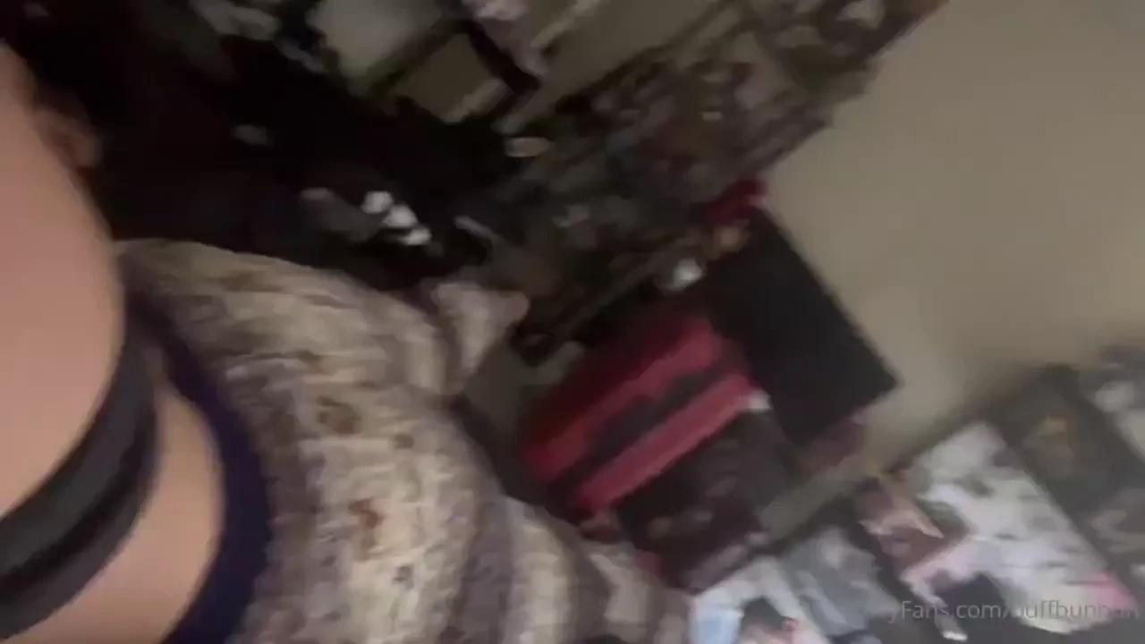 So i can t twerk but i have great muscle control in my ass laying down 