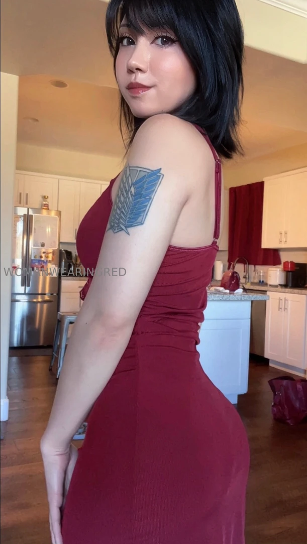 Discovered my ass jiggles a lot more than i thought it does in certain 