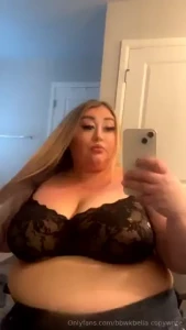 Gobble gobble wore the jeans that are too big w the elastic band part 3