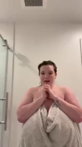 I never noticed how full my tits were until i tied them up