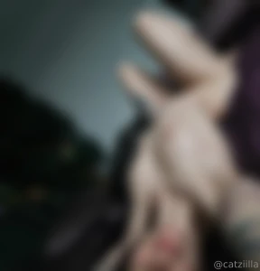 This is the cat you would get if you woke up next to her snow part 1