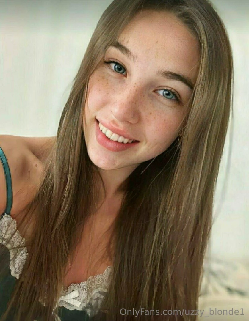 The hottest student aminashy just started her sex life and looking for part 432 