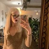 stunning_stella