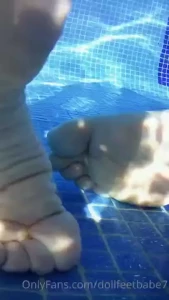 Have you ever thought how my feet looks underwater well this is how