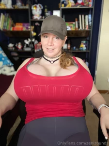 How about some pre-gym 4300cc tiddies part 10