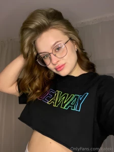 Subscribe to my best friend miu_rose hot miu_rose is all alone right part 1