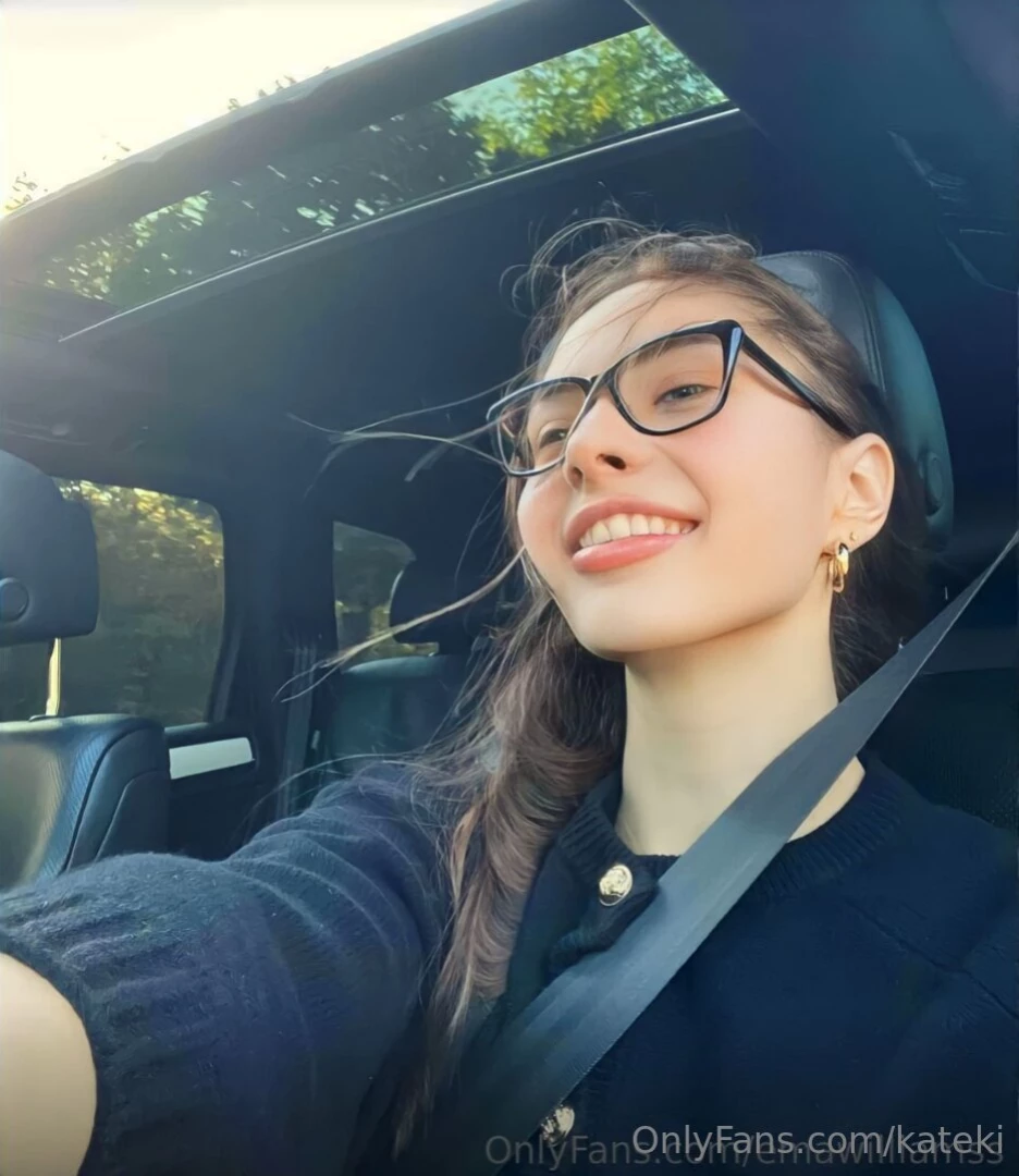 Now bby check emawilliamss my bestfriend emawilliamss loves to watch 